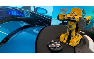 Odkryj Magię Mercedes AMG GT3, Transformator : Zabawka i Robot w Jednym!